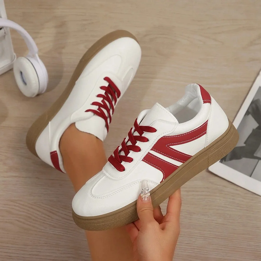 Women's US 8 White/Red Sneakers Casual Sporty Low Top Lace-Up Round Toe Shoes